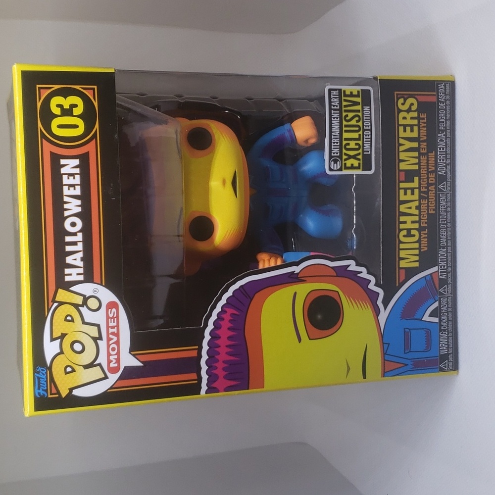 Funko Pop Michael Myers 03 Black Light EE New